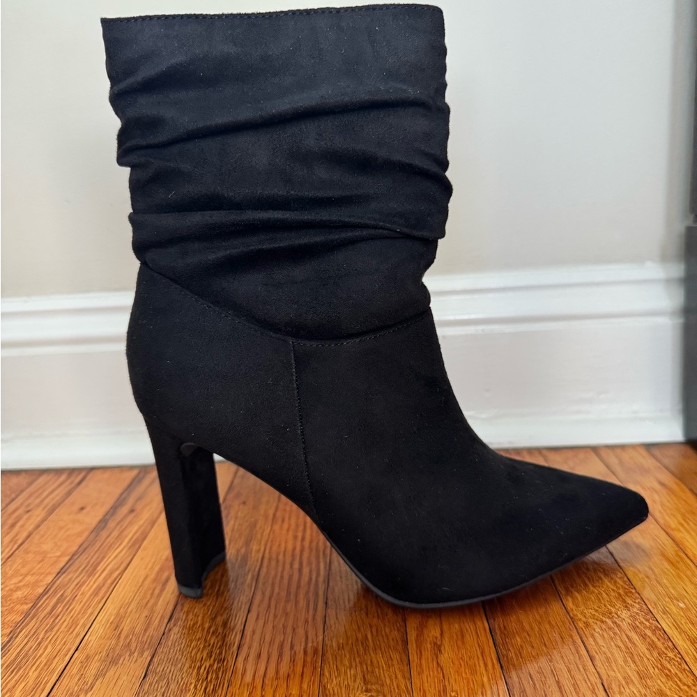 My delicious shoes-black suede booties 8.5